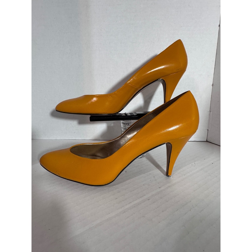 Sergio Zelzer Spanish Leather Yellow Pointed Toe Heels Women Size 10